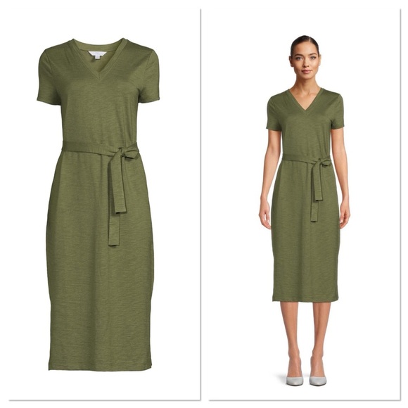 Time and Tru Dresses & Skirts - Time and Tru Green V-Neck Midi Dress | Size Small